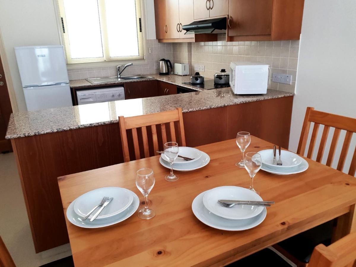 Ground Floor One Bedroom Apartment, Vanessa Complex Peyia Ngoại thất bức ảnh