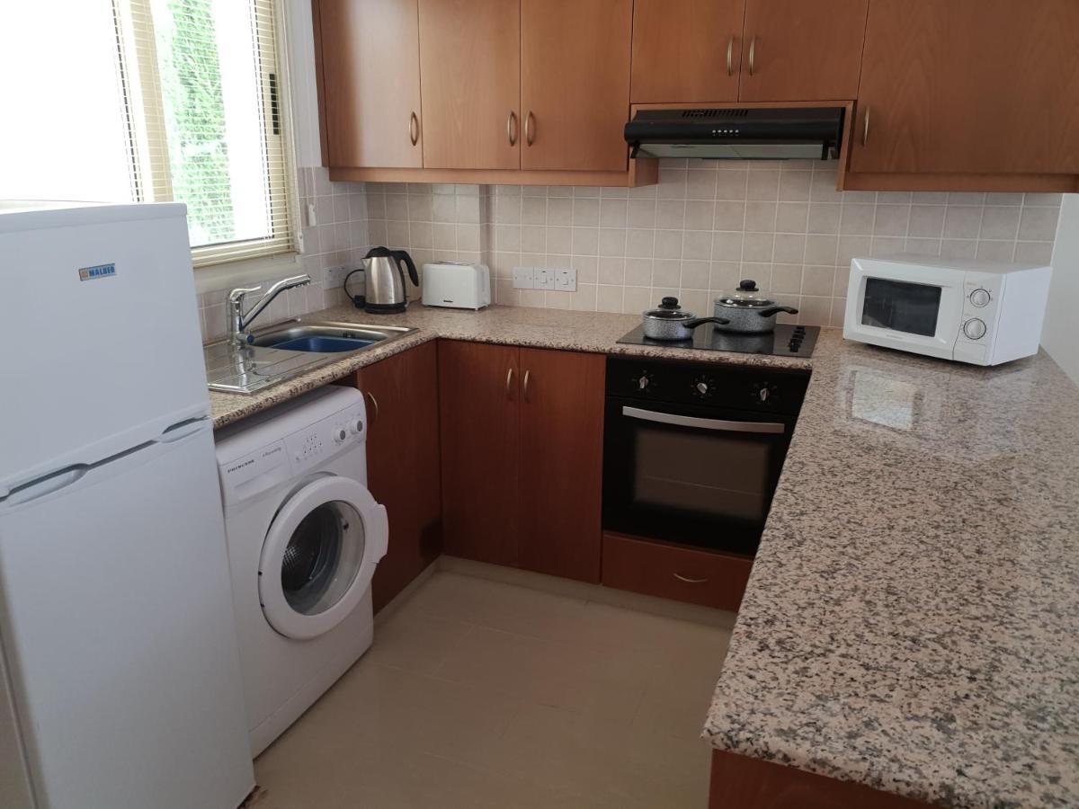 Ground Floor One Bedroom Apartment, Vanessa Complex Peyia Ngoại thất bức ảnh